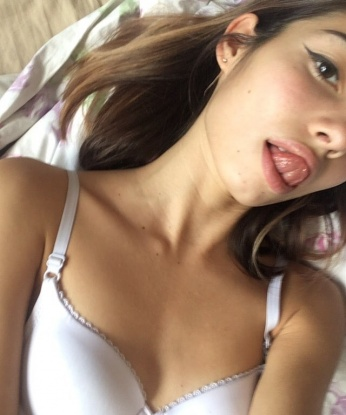 В моих услугах нет границ - я готова окутать тебя своим чувственным и теплым прикосновением. 💋 Мои незабываемые возможности позволят тебе испытать настоящий экстаз и погрузиться в мир наслаждения. 🌟 Встречи со мной оставят после себя лишь положительные отзывы, ведь я знаю, как удовлетворить самые сокровенные желания. 😍 Уверен, что мои фото покажут тебе немного о том, что тебя ждет. Встречай свою идеальную развратницу, и я окуну тебя в океан наслаждения и страсти. Это будет наша маленькая тайна, о которой никто не узнает. 🤫💦 11638, 22 года